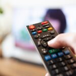 テレビを消すことによる節電効果は、なんとエアコンの1.7倍